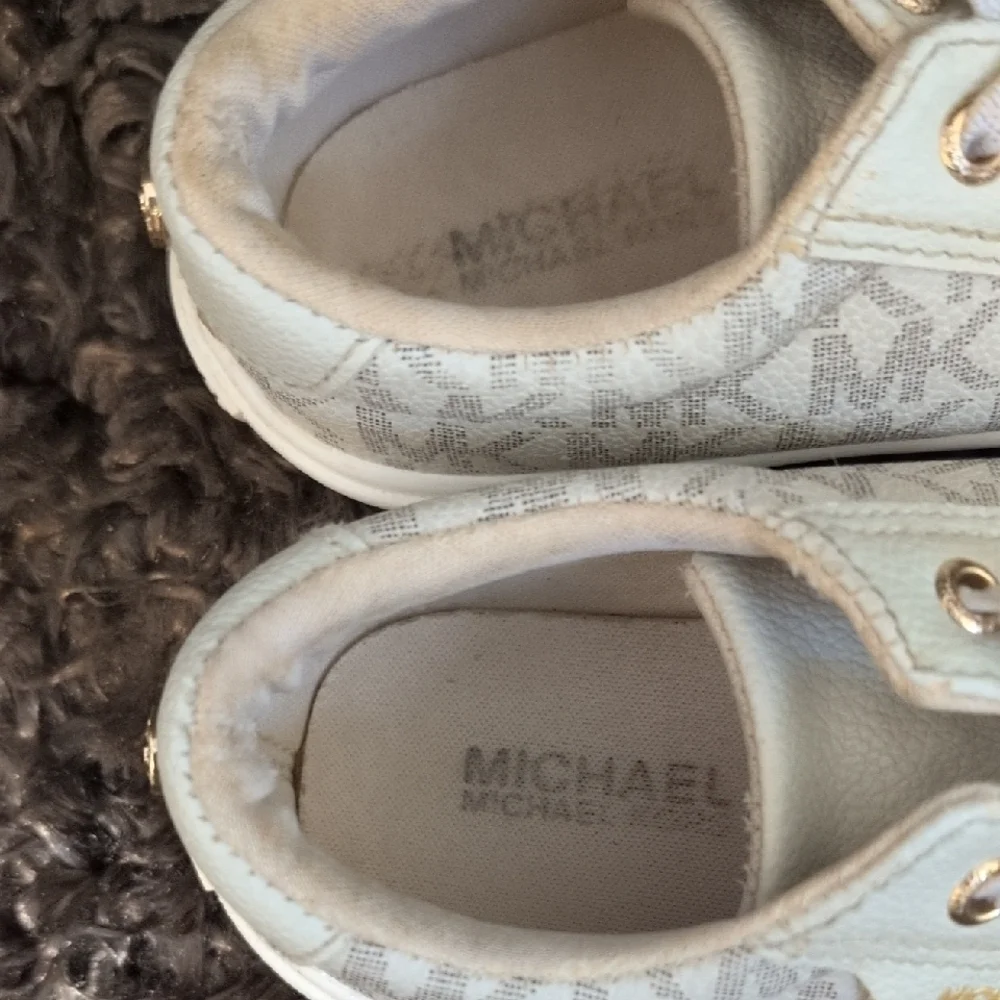 Michael Kors White and Gold Kids Dress Shoes
